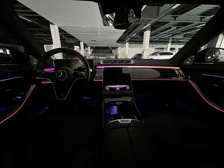 Фото 6 - Mercedes-Benz S-Class