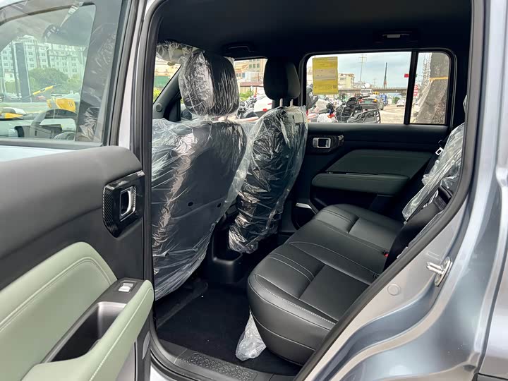 Фото 8 - Baojun Yep Plus