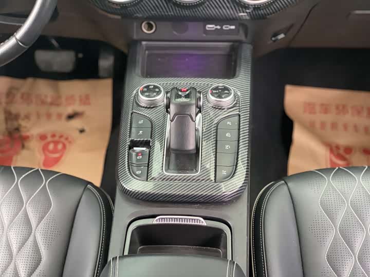 Фото 17 - Tank 300