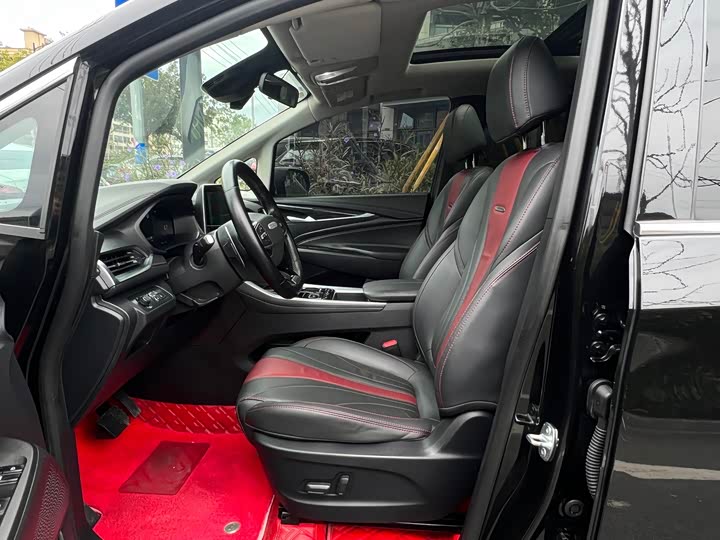 Фото 9 - Maxus G50