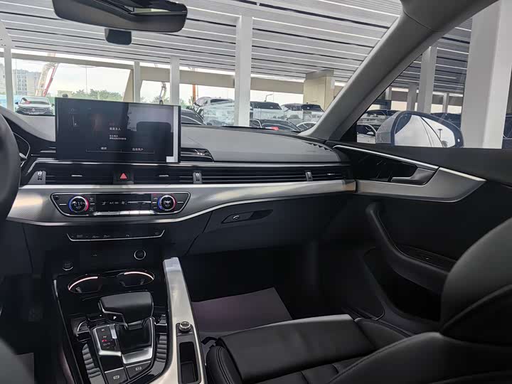 Фото 19 - Audi A5