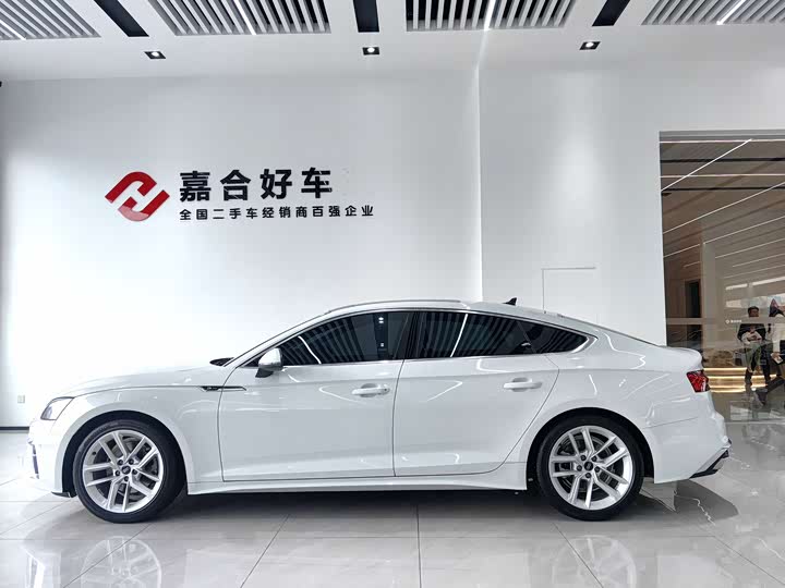 Фото 3 - Audi A5