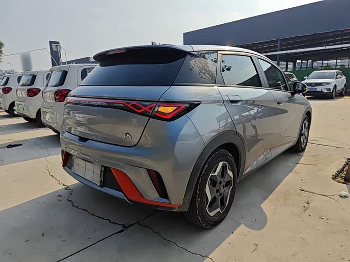 Фото 7 - BYD Dolphin