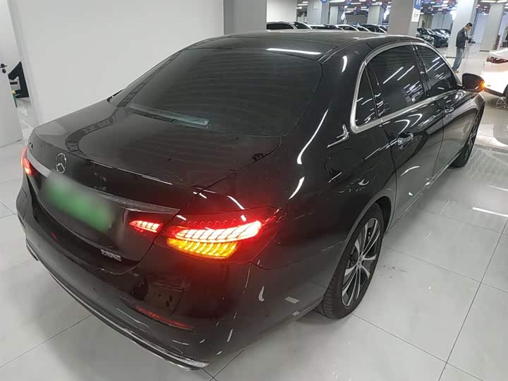 Фото 7 - Mercedes-Benz E-Class Hybrid