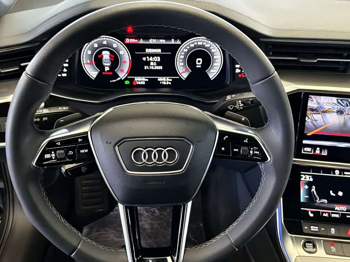 Фото 22 - Audi A6L