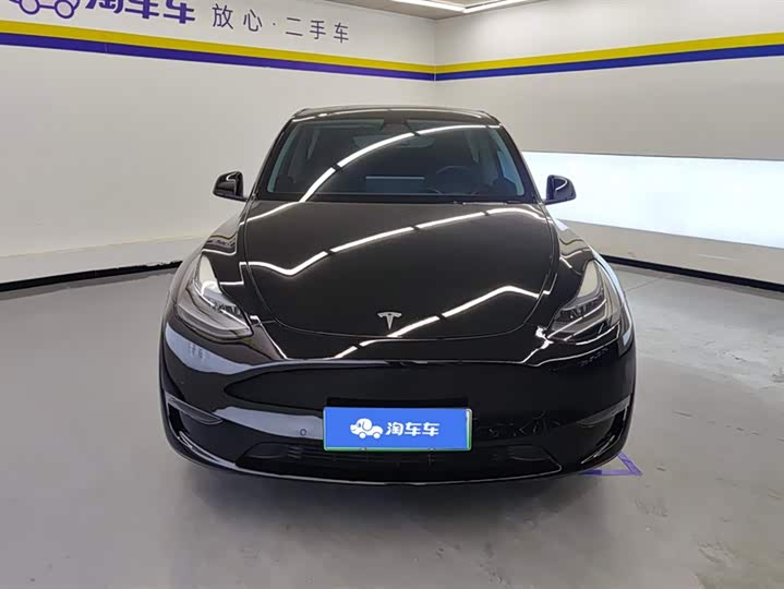 Фото 2 - Tesla Model Y