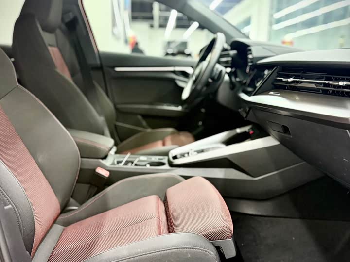 Фото 23 - Audi A3