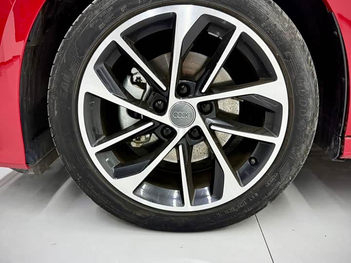 Фото 9 - Audi A3