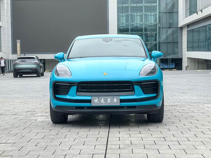 Фото 2 - Porsche Macan