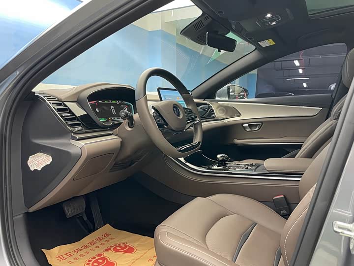 Фото 15 - BYD Han