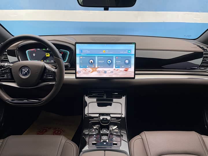 Фото 20 - BYD Han