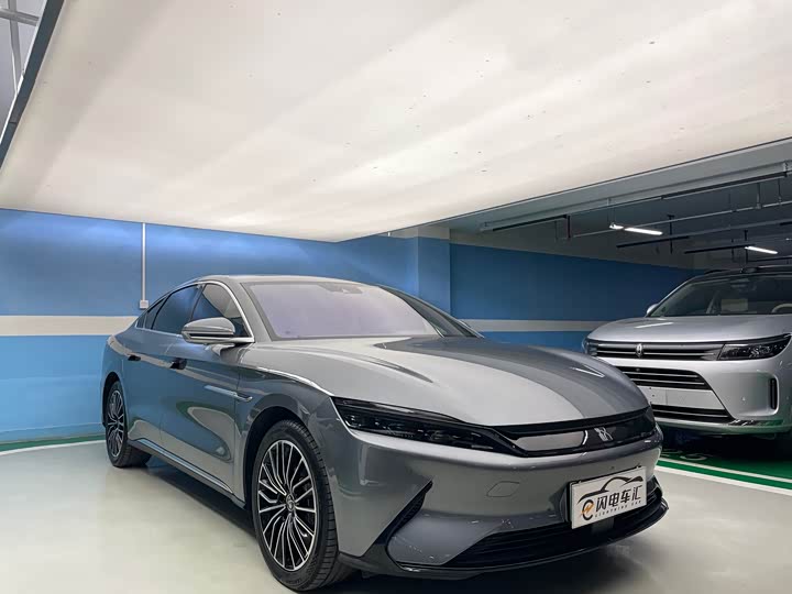 Фото 3 - BYD Han