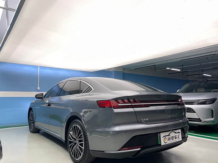 Фото 8 - BYD Han