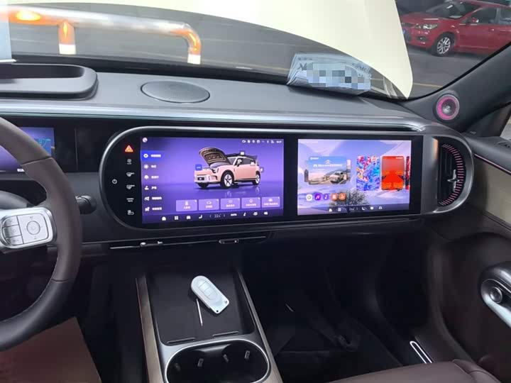 Фото 13 - Smart #5