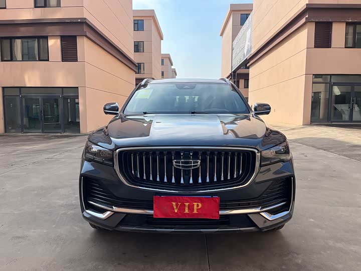 Фото 3 - Geely Monjaro