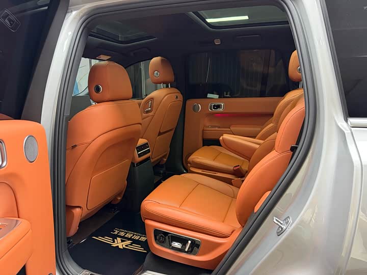 Фото 17 - LiXiang L9