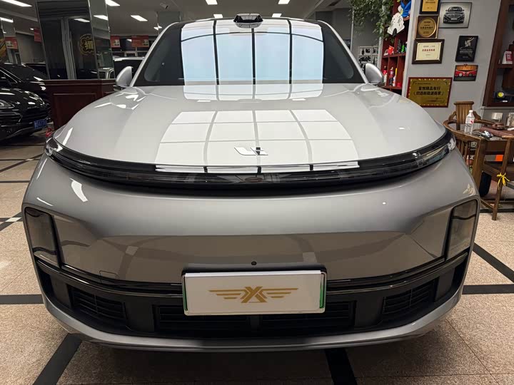 Фото 2 - LiXiang L9