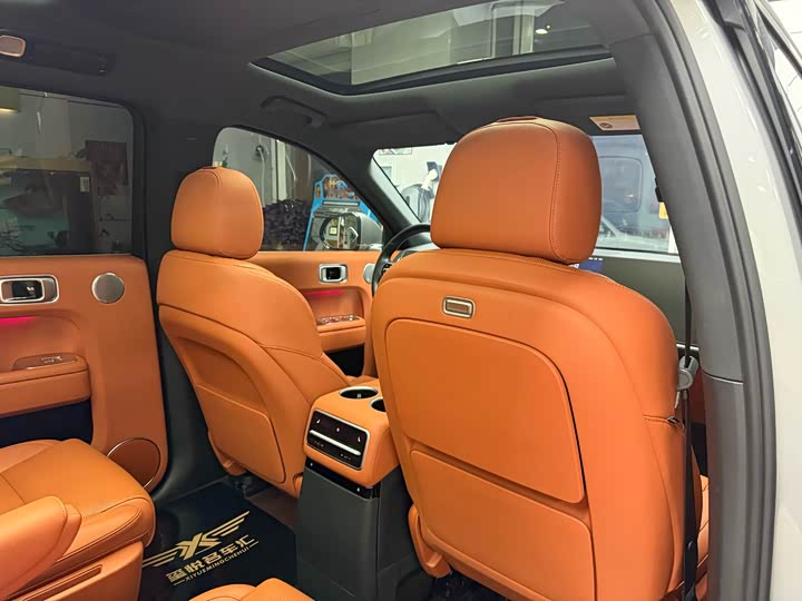 Фото 29 - LiXiang L9