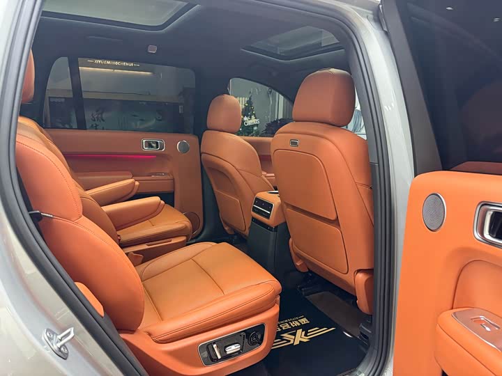 Фото 31 - LiXiang L9