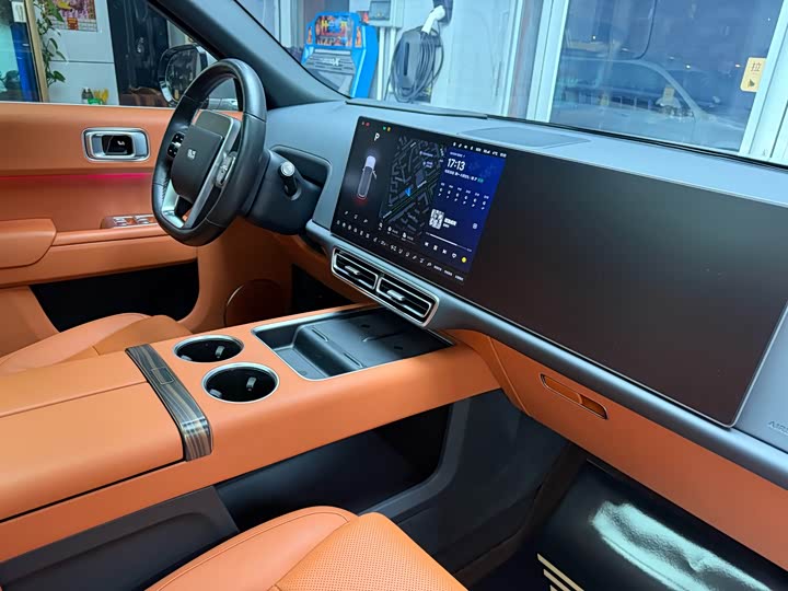 Фото 37 - LiXiang L9