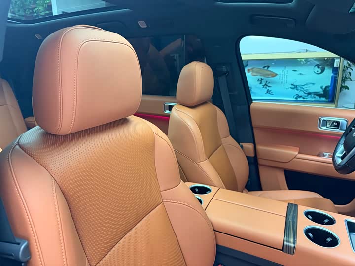 Фото 38 - LiXiang L9