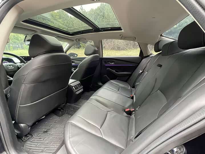 Фото 7 - Honda Accord Hybrid