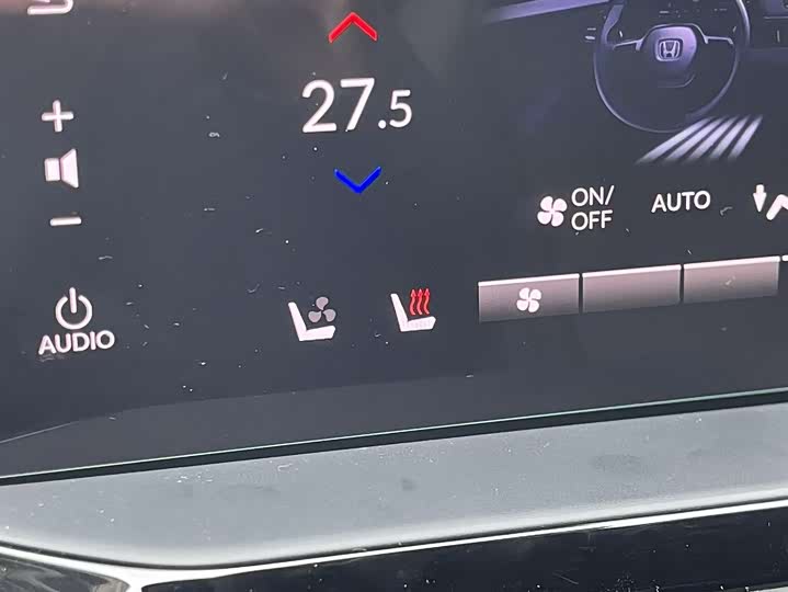 Фото 9 - Honda Accord Hybrid