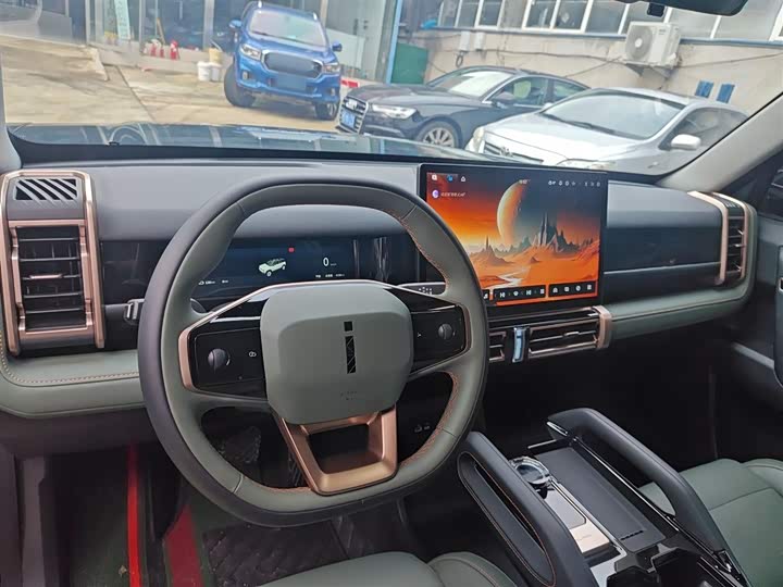 Фото 11 - Chery iCar 03