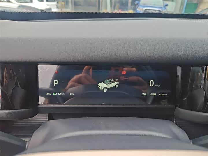 Фото 12 - Chery iCar 03