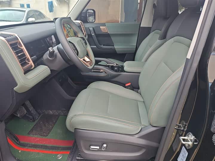 Фото 15 - Chery iCar 03