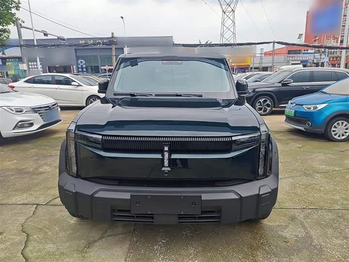 Фото 3 - Chery iCar 03