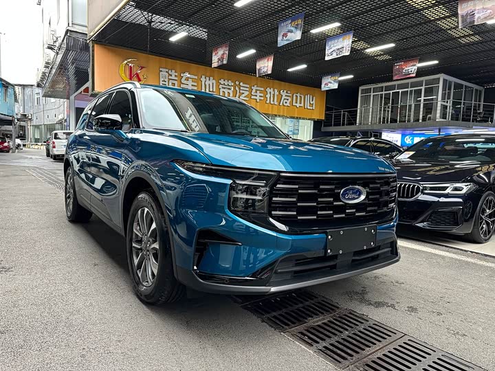 Фото 3 - Ford Edge