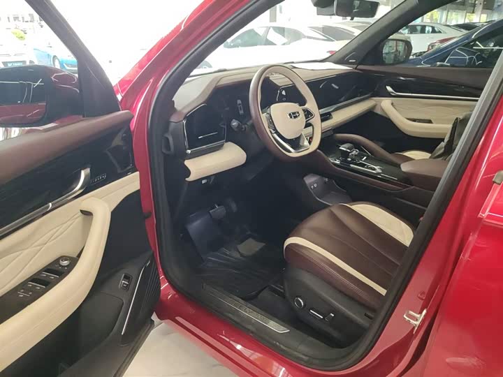 Фото 16 - Geely Monjaro