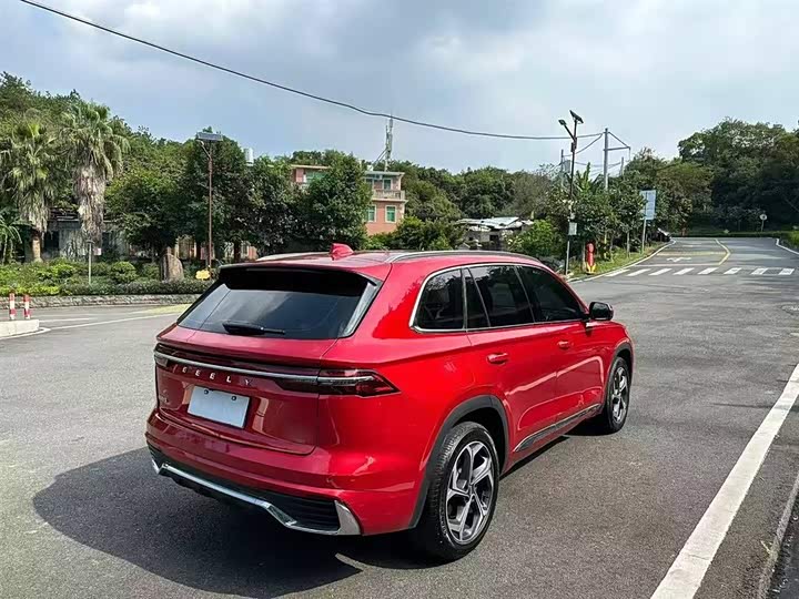 Фото 7 - Geely Monjaro