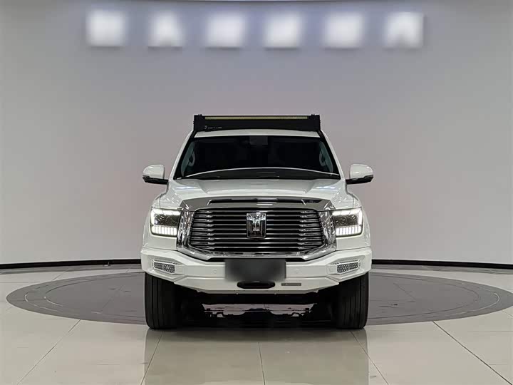 Фото 5 - Tank 500 Hybrid