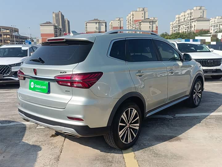 Фото 7 - Roewe RX5