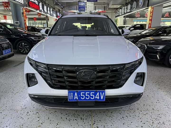 Фото 2 - Hyundai Tucson L