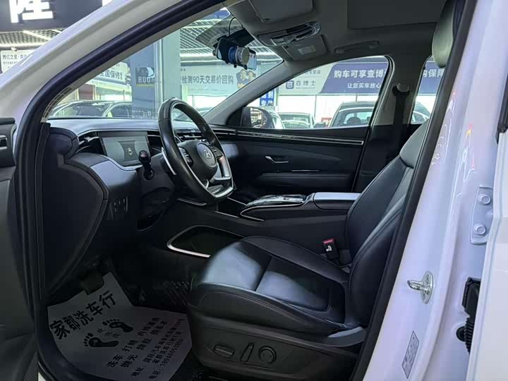 Фото 5 - Hyundai Tucson L