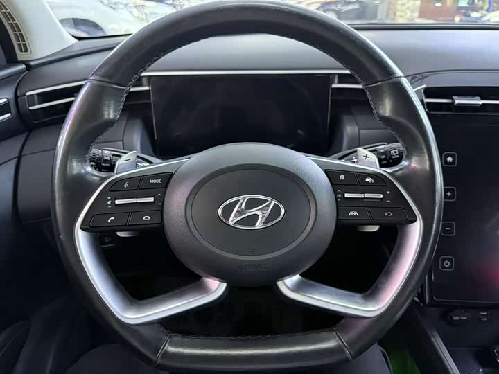 Фото 6 - Hyundai Tucson L