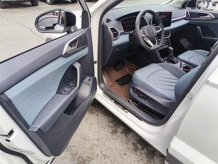 Фото 16 - Volkswagen Tharu