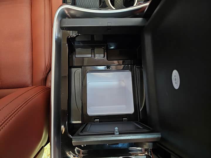 Фото 21 - Ford Transit T8