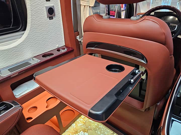 Фото 23 - Ford Transit T8