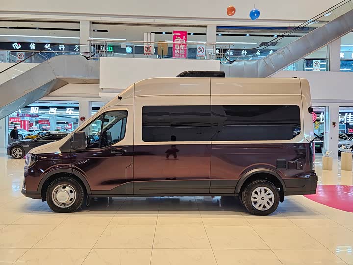 Фото 4 - Ford Transit T8