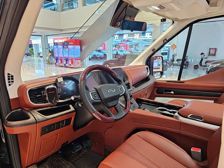 Фото 9 - Ford Transit T8