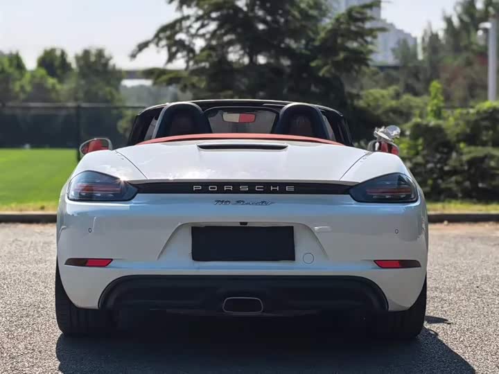 Фото 8 - Porsche 718