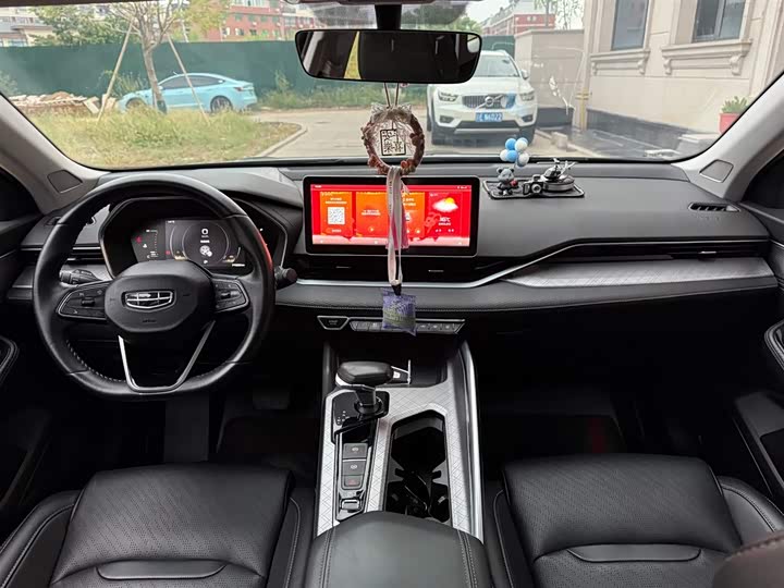 Фото 10 - Geely Preface