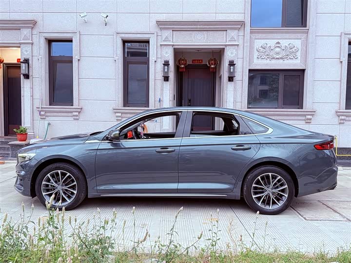 Фото 14 - Geely Preface