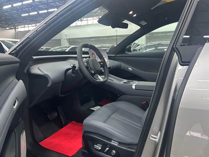 Фото 4 - Xiaomi YU7