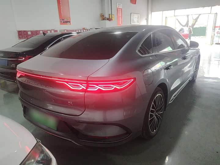 Фото 7 - BYD Han