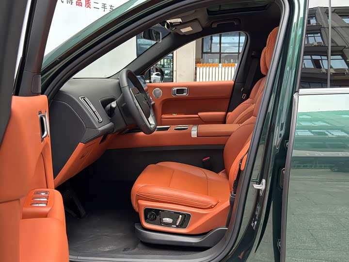 Фото 13 - LiXiang L7